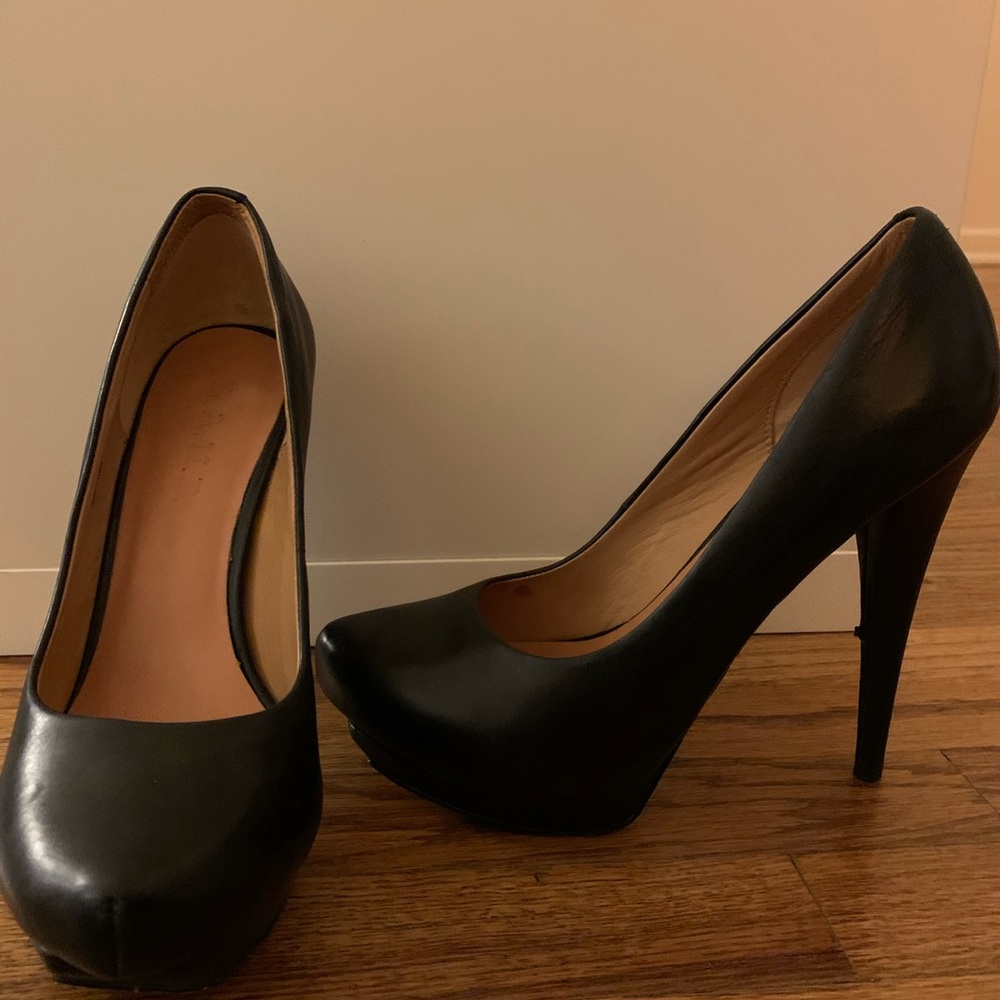 L.A.M.B. Cahoot Platform Pump - Picture 2 of 3